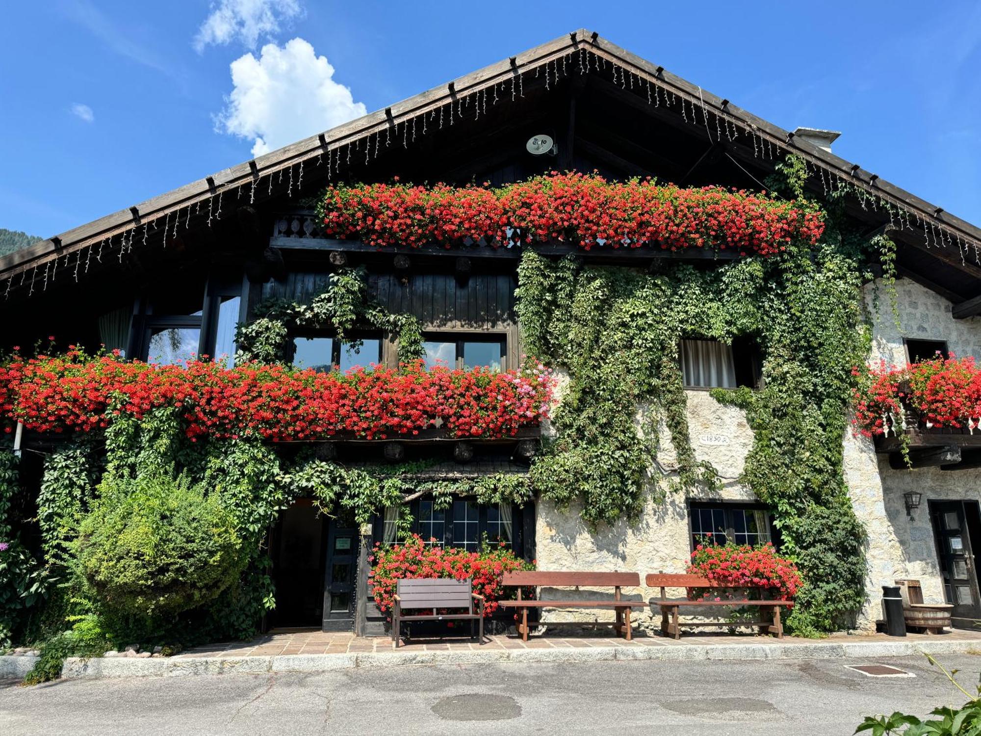 Albergo Ristorante Al Frate Da Streza Madonna Eksteriør billede